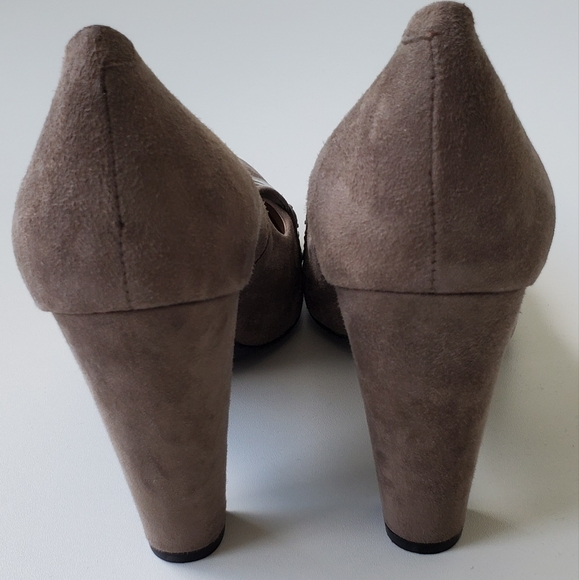 Tod's Taupe Suede Heels - Size 37.5 - Picture 6 of 6